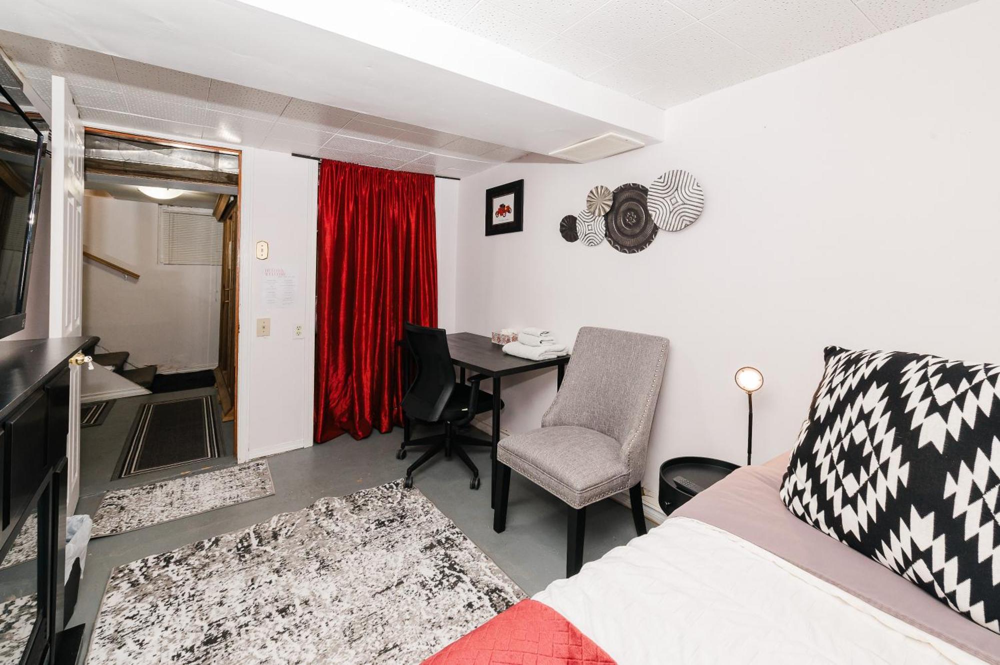 Quaint & Cozy Accommodation Edmonton Luaran gambar